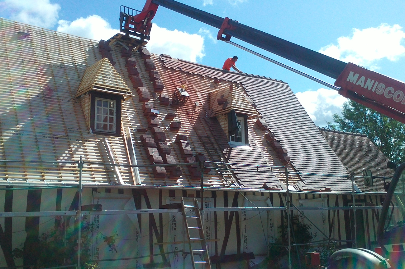 Rénovation d'un toit en plaque bitumé à Istres - Artisan Chemith